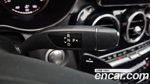 Mercedes-Benz C-Class 2018 — фото 9 из 20