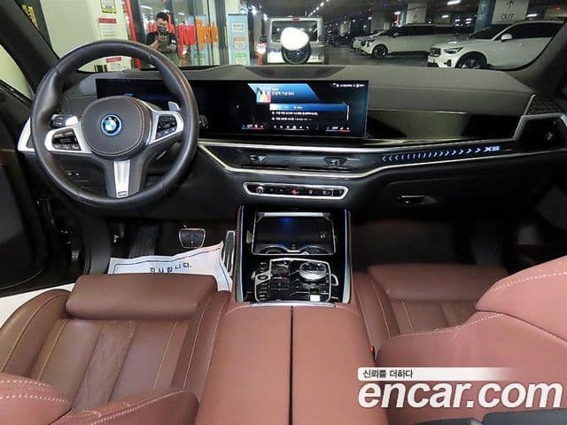 BMW X5 2024 — ფოტო 8/20