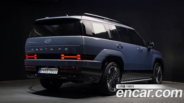 Hyundai Santa Fe 2024 — фото 2 из 20