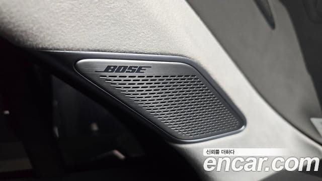 Hyundai Santa Fe 2024 — фото 20 из 20