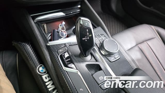 BMW 5 Series 2020 — Фото 8/20