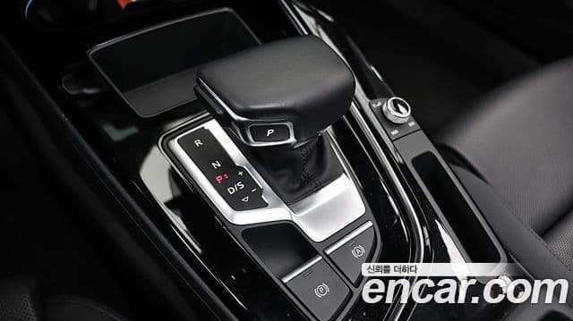 Audi A4 2021 — Şəkil 8/20