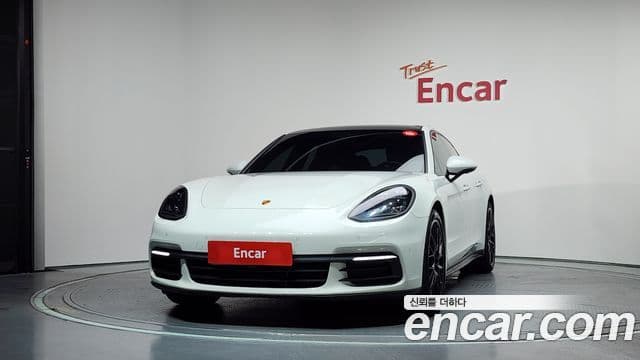Porsche Panamera 2018 — Şəkil 3/20