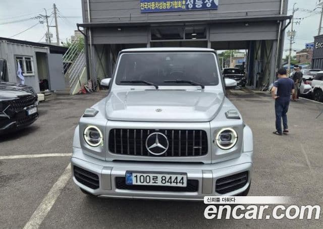 Mercedes-Benz G-Class 2020 — ფოტო 19/19