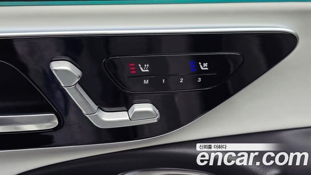Mercedes-Benz E-Class 2025 — ფოტო 23/34