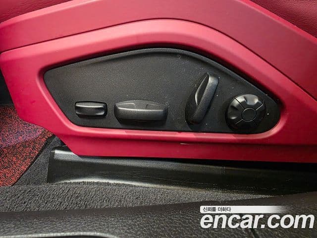 Porsche Panamera 2023 — ფოტო 15/20