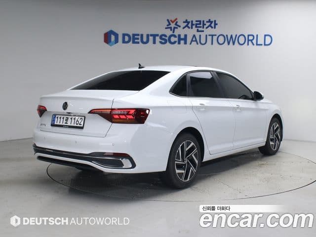Volkswagen Jetta, 2024