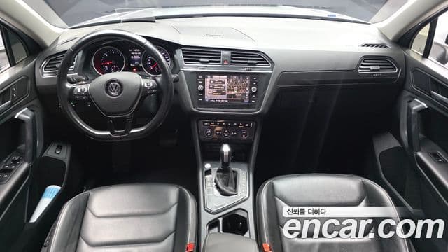 Volkswagen Tiguan 2020 — Şəkil 7/20