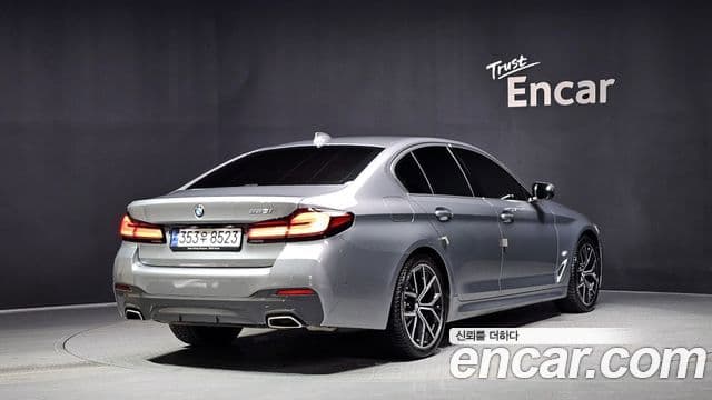 BMW 5 Series 2023 — Şəkil 2/20