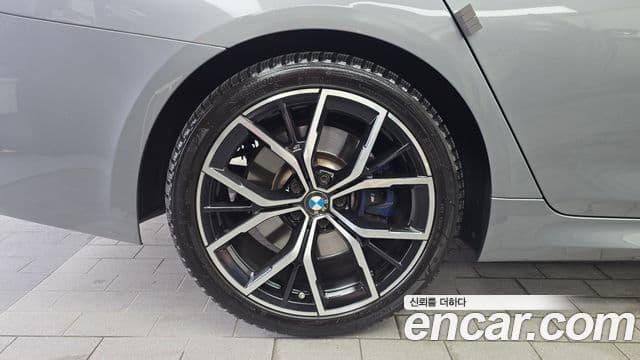 BMW 5 Series 2023 — Şəkil 5/20