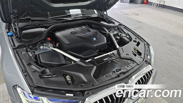 BMW 5 Series 2023 — Şəkil 6/20