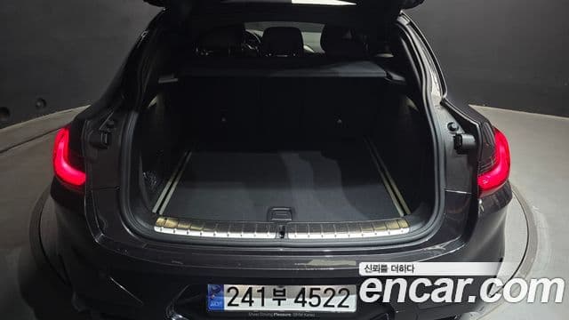 BMW X4 2024 — Photo 30/31
