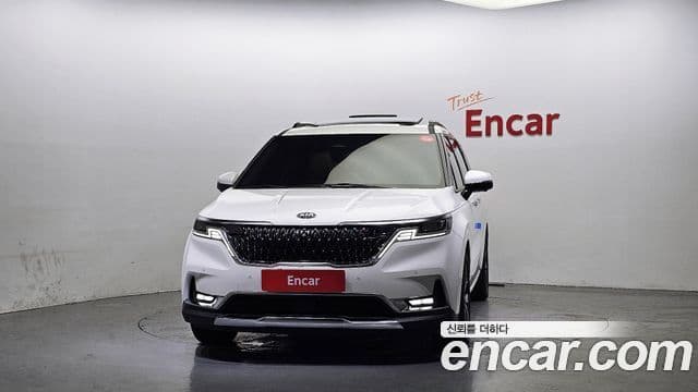 Kia Carnival 2021 — Фото 3/20