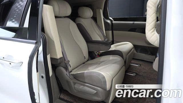Kia Carnival 2025 — ფოტო 12/20