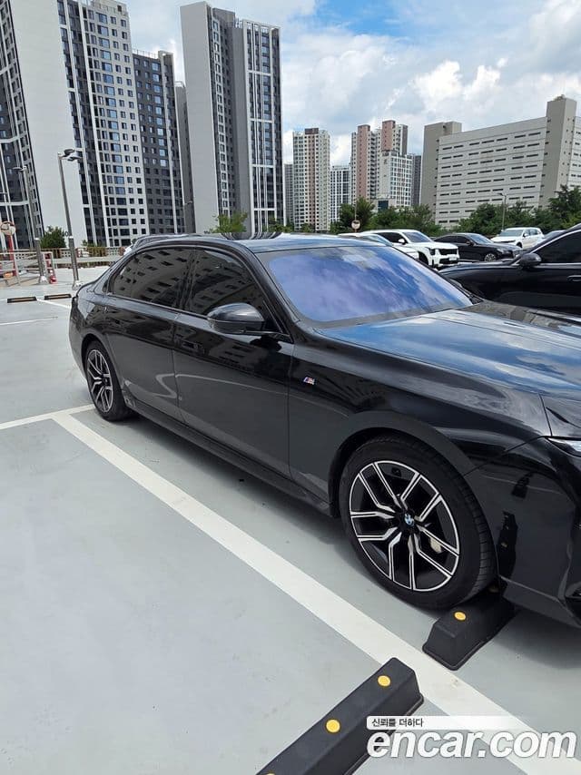 BMW 7 Series 2025 — Şəkil 5/5