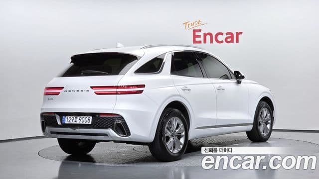 Genesis GV70 2022 — Şəkil 2/20