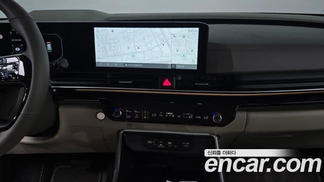 Kia Carnival 2025 — Şəkil 14/20
