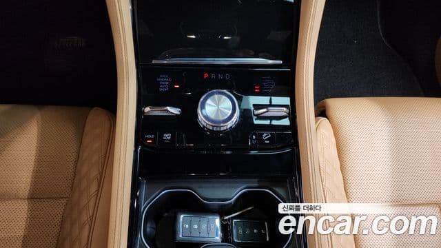 Jeep Grand Cherokee 2021 — ფოტო 9/20