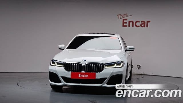 BMW 5 Series 2023 — Şəkil 3/20