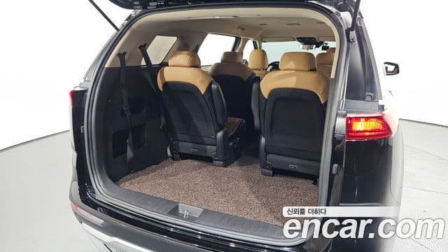 Kia Carnival 2021 — Фото 20/20
