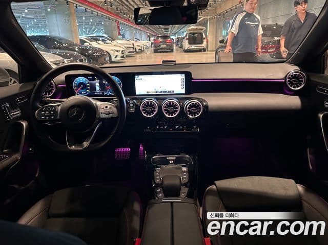 Mercedes-Benz A-Class 2021 — ფოტო 10/20
