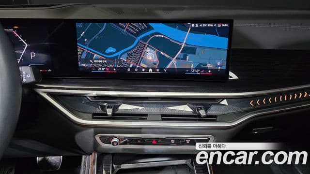 BMW X5 2025 — ფოტო 18/20