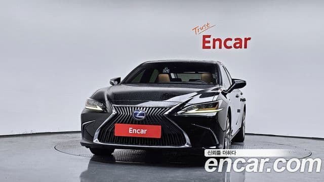 Lexus ES300h 2021 — Şəkil 3/20