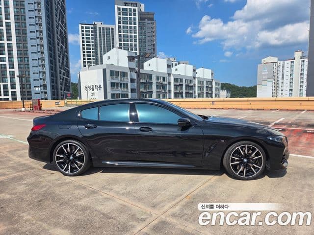 BMW 8 Series 2026 — Şəkil 7/20