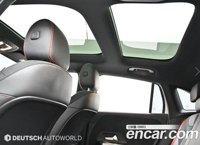 Mercedes-Benz GLA-Class 2021 — ფოტო 18/20