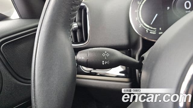 Mini Cooper Countryman 2020 — Photo 3/34