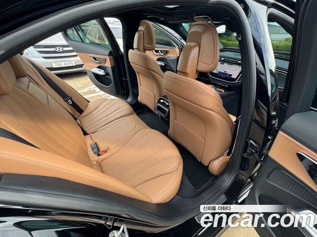 Mercedes-Benz E-Class 2025 — Şəkil 8/20