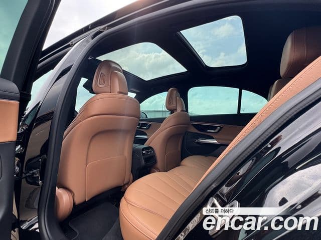Mercedes-Benz E-Class 2025 — Şəkil 19/20