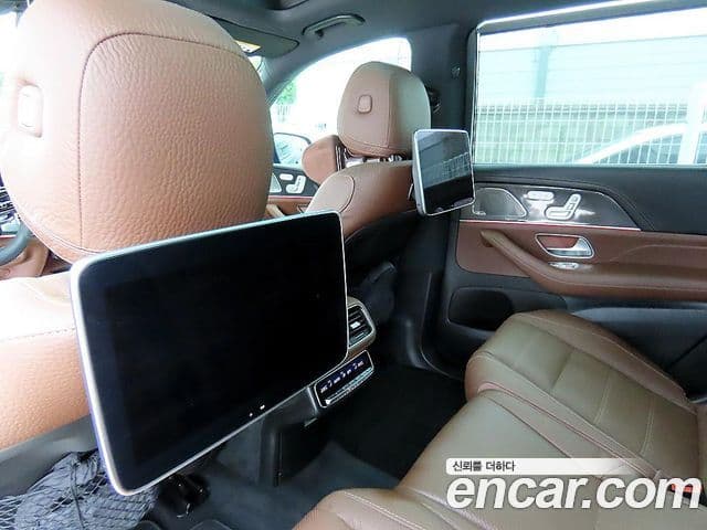 Mercedes-Benz GLS-Class 2024 — ფოტო 15/20