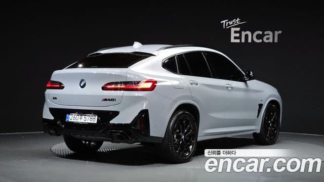 BMW X4 2025 — Photo 26/33