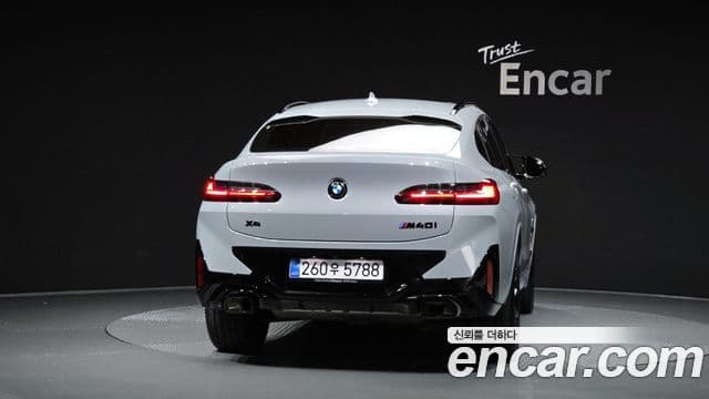 BMW X4 2025 — Photo 21/33
