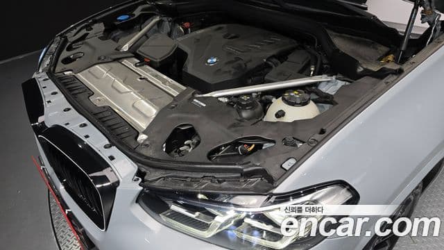 BMW X4 2025 — Photo 13/33