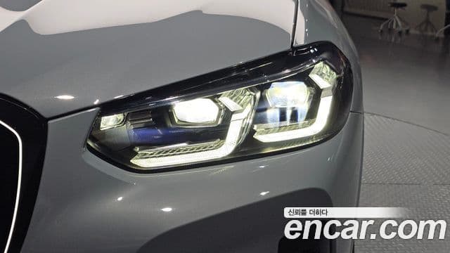 BMW X4 2025 — Photo 33/33