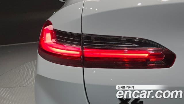 BMW X4 2025 — Photo 4/33