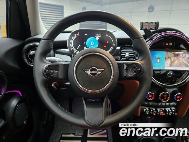 Mini Cooper S 2022 — ფოტო 14/20