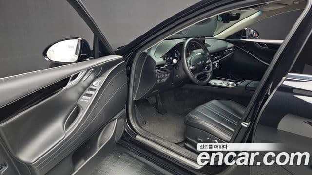 Genesis Electrified G80 2022 — фото 9 из 20