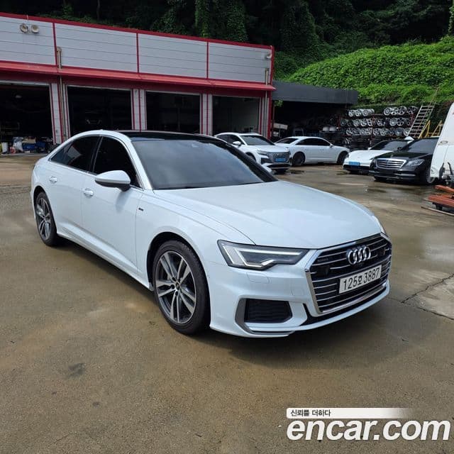 Audi A6 2022 — ფოტო 6/20
