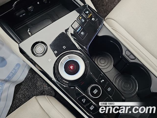 Kia Sportage 2022 — фото 8 из 18