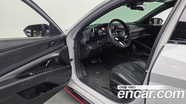 Hyundai Avante 2022 — ფოტო 8/20