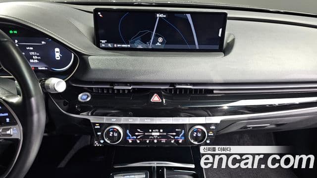 Genesis Electrified G80 2020 — Şəkil 13/20