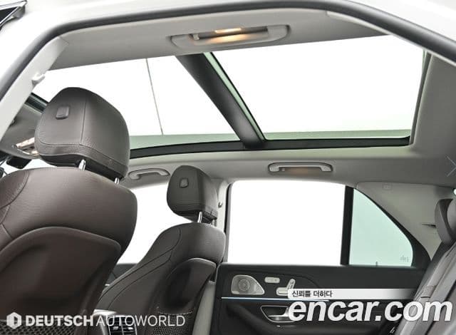 Mercedes-Benz GLE-Class 2023 — Şəkil 17/20