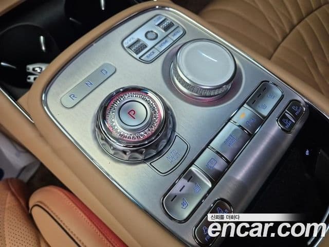 Genesis G90 2025 — ფოტო 6/18