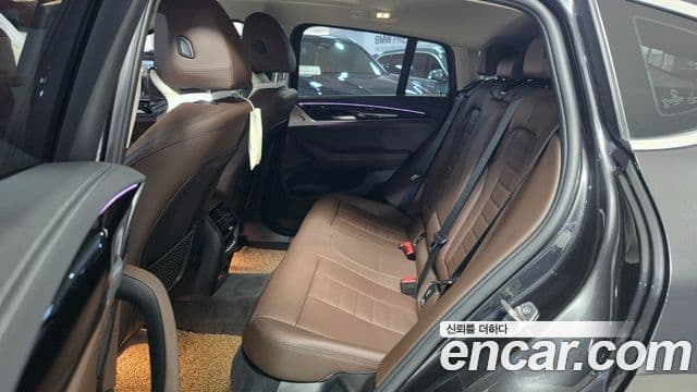 BMW X4 2022 — фото 10 из 20