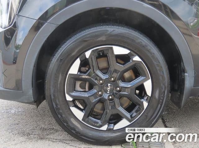 Kia Sorento 2023 — фото 19 из 20