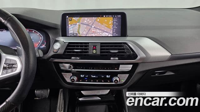 BMW X3 2021 — ფოტო 14/20