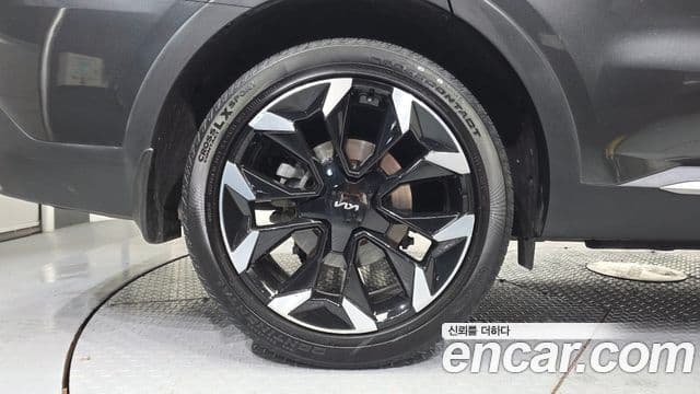 Kia Sorento 2023 — ფოტო 5/20